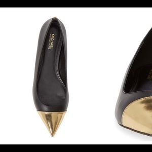 NWOT Micheal Kors Carissa Cap Toe Flats